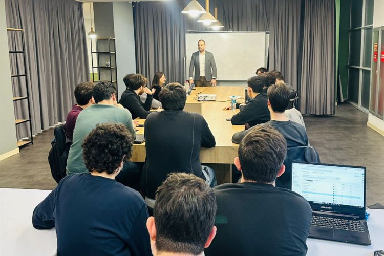 ANTSPARK Ön Kuluçka Programı’nda Yoğun Bir Eğitim Haftası Geride Kaldı! 