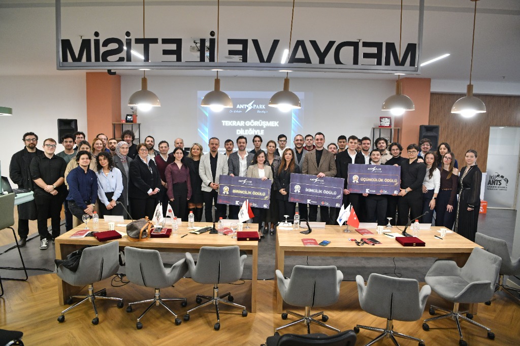 ANTSPARK Demoday 2026 Gerçekleştirildi: Girişimcilik Ekosistemi, Yatırımcılar ve Paydaşlar İKÜANTS TEKMER Çatısı Altında Buluştu