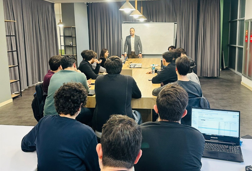 ANTSPARK Ön Kuluçka Programı'nda Yoğun Bir Eğitim Haftası Geride Kaldı!